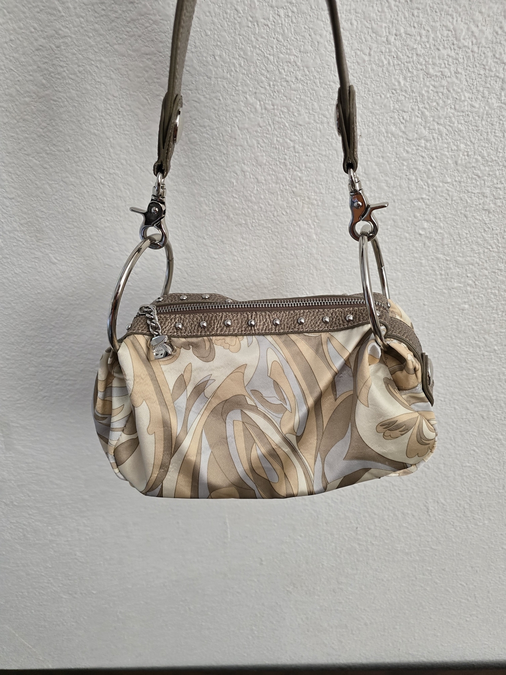Kathy Van Zeeland Beige Cream Patterned Shoulder Bag with Metallic Trim - Picture 7 of 16